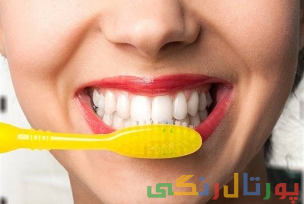 7 روش خانگی برای از بین بردن پلاک دندان ها